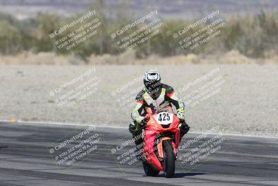 media/Dec-06-2025-CVMA (Sat) [[4a896cc04c]]/Race 4-Formula Middleweight/